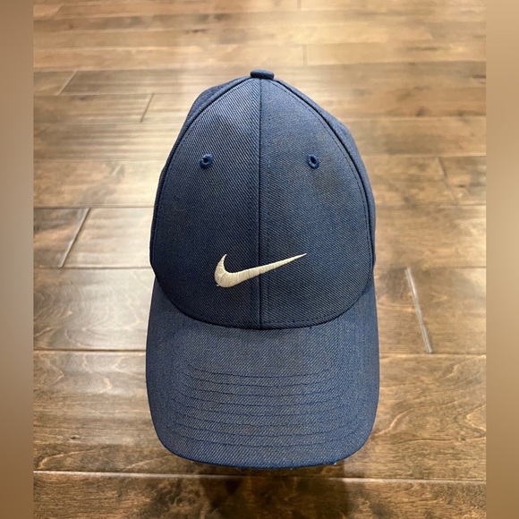 Vintage 90s Nike Mens Blue Embroidered Swoosh Fitted Hat Size 7 Cap Black Tags - Picture 1 of 9